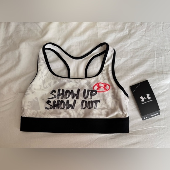Under Armour Women's Alter Ego
Sports Bra.. - Picture 5 of 7